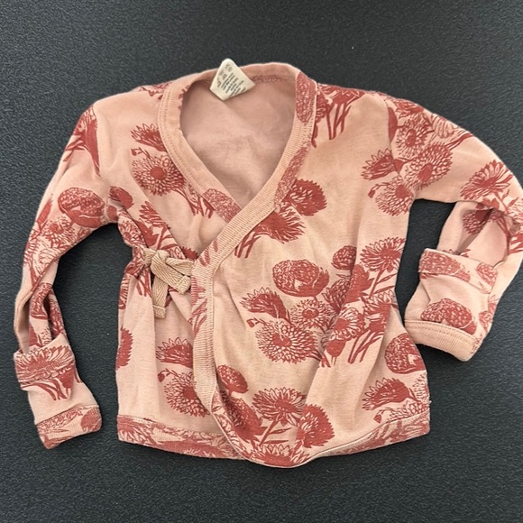 kate quinn Other - Kate Quinn Pink and Red Floral Wrap Cardigan